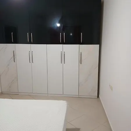 Egla Appartament Avlonya