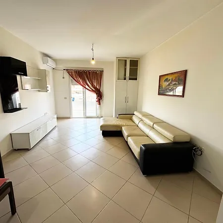 Egla Appartament Avlonya